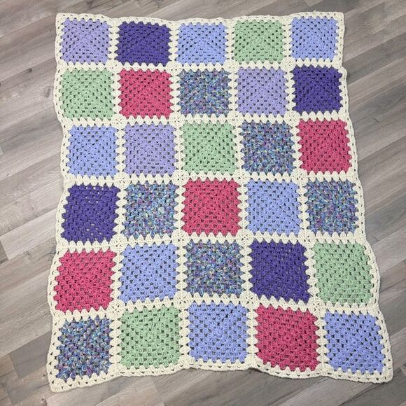 Handmade Granny Square Crochet Afghan Blanket White Multicolor Pink Purple Green - Picture 5 of 6